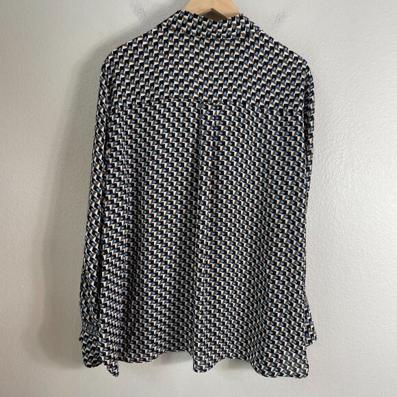 Max Studio Womens Plus 2X Geometric Button Up Blouse Long Sleeve Shirt Top - Picture 9 of 10